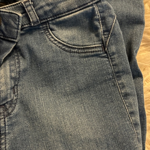 Fit Jeans - Picture 8 of 9